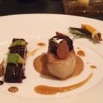 ガストロノミー ジョエル・ロブション - Oct, 2014　フォアグラ・ド・キャナール　ポワレし、パンデピスのクーリにのせ