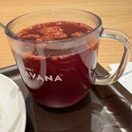 スターバックス (ティー&カフェ） ペリエ千葉4階店 - ストロベリーパッションティー♡ いちごの果肉が入ってておいしい^_^ 甘くないからケーキとの相性good