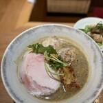 ジャパニーズ ラーメン 五感 - 