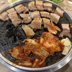 サムギョプサルと韓国料理 ツツムサンパ - 