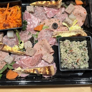 シャリュキュトリーテール_1