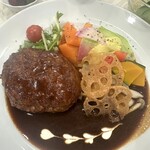 白塚亭 - 煮込みハンバーグ