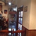 ペッパー - 201412  ペッパー  店内（座席より右まわり）⇒ 右手が入口