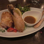 たべどころ絆 連 - 骨付きもも肉の唐揚げ　518円