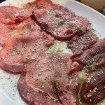   しちりん焼肉 梅田若葉屋 - 