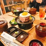とろけるハンバーグ 福よし - 料理写真:ベーコンエッグLLサイズ