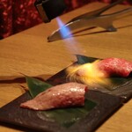 お肉屋 けいすけ 三男坊 - 牛炙り寿司