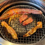焼肉冷麺やまなか家 - 調理中٩(^‿^)۶