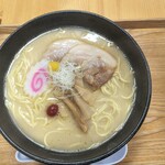 和風レストラン水鳥 - 料理写真:コハクチョウラーメン