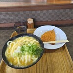 山越うどん - 釜玉大とアジフライ　釜揚げ待ちしたからか、いつもより多い？