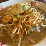 おおぎやらーめん - 料理写真:これぞ群馬県民なら平均５回は食べる味噌ねぎラーメン