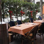 ピッツェリア・ダ・ガエターノ - テラス席