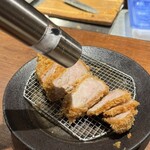 とんかつ ここまでやるか。 - 