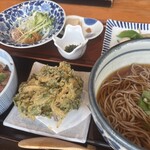 ダイナミックキッチン＆バー 響 - 