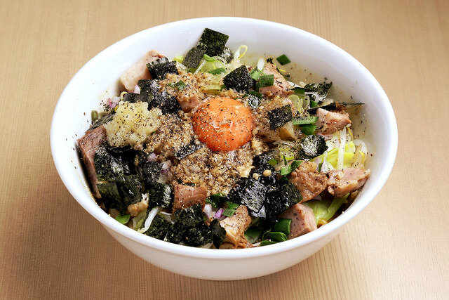 まぜそば 凜々亭 郡山本店｜絶品油そば・まぜそばが楽しめる人気店