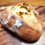 ラトリエドゥカンデルトウキョウ - クランベリーとクリームチーズ