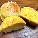 ラトリエドゥカンデルトウキョウ - カボチャブレッド断面