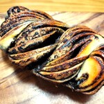 ラトリエドゥカンデルトウキョウ - チョコブレッド