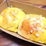 ラトリエドゥカンデルトウキョウ - カボチャブレッド