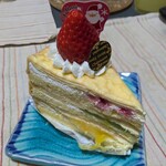 シャトレーゼ - 料理写真:クレープ·オ·フリュイ