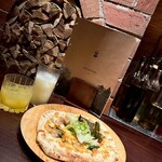 BAR THIRD PLACE LODGE - 