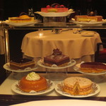 銀座 レカン - デザートワゴンその1。
