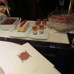 銀座 レカン - デザートワゴンその2。