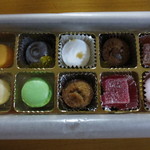 銀座 レカン - 小菓子は持ち帰って家で美味しくいただきました。