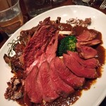 ワインバー マイアーレ - 鹿児島産真鴨のロースト猟師風煮込みソース