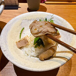 ジャパニーズ ラーメン 五感 - 炭火焼き鶏チャーシューもメチャメチャ美味いです