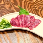 大衆馬肉酒場 馬王 - 赤身刺し