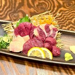 大衆馬肉酒場 馬王 - 5種盛り合わせ