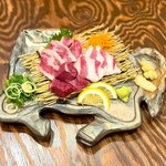 大衆馬肉酒場 馬王 - ３種盛り合わせ