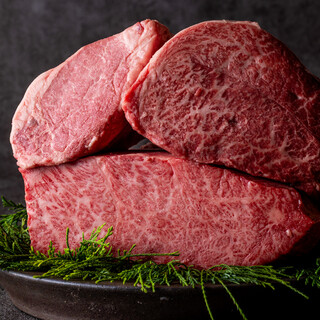 黒毛和牛を厳選！プレミアムな焼肉