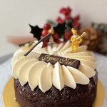 パティスリー ロタンティック - クリームの絞りがクラシカルで素敵です