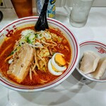 蒙古タンメン中本 - ゴマおさ北極やさいシャキシャキ、低糖質麺変更、チャーシュー、水餃子
