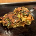 象屋 - （ ³ω³） 豚とキムチとネギを引き立たせるやさしい生地