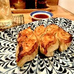 餃子 すぐるや - 焼餃子