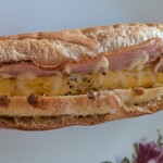 クスリのアオキ - 料理写真:ベーコンエッグドッグ