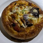 MITAKI PAIN - ナスのラザニアのパン