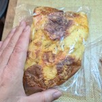 MITAKI PAIN - 4種のチーズフォカッチャ