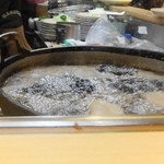 丸一 - 目の前でどんどん揚がっていきます！