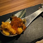 ちょうつがひ - ワンスプーン⋯アワビ、ウニ、イクラの鮑肝醤油和へ