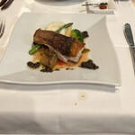 ラベイユ - メイン　スズキ