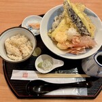 沢内のそばや 利久庵 - 【ぶっかけそば】と【炊き込みごはん】