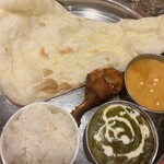 オムレストランアンドバー - 