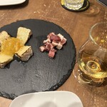 お酒の美術館 - 料理写真: