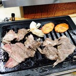 焼肉ジンギスカン つるや - 