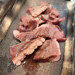 黒毛和牛タンとハラミ 焼肉ごりちゃん - ハツ