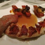 フィリップ・ミル 東京 - オマールブルーと黒毛和牛
      御前人参と雲丹　甲殻類の旨味